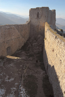 Ruins of the castle of Montségur. Photo courtesy of Andrew Gough, www.andrewgough.co.uk